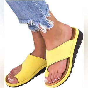 New Comfort Platform Sandals Sz 6